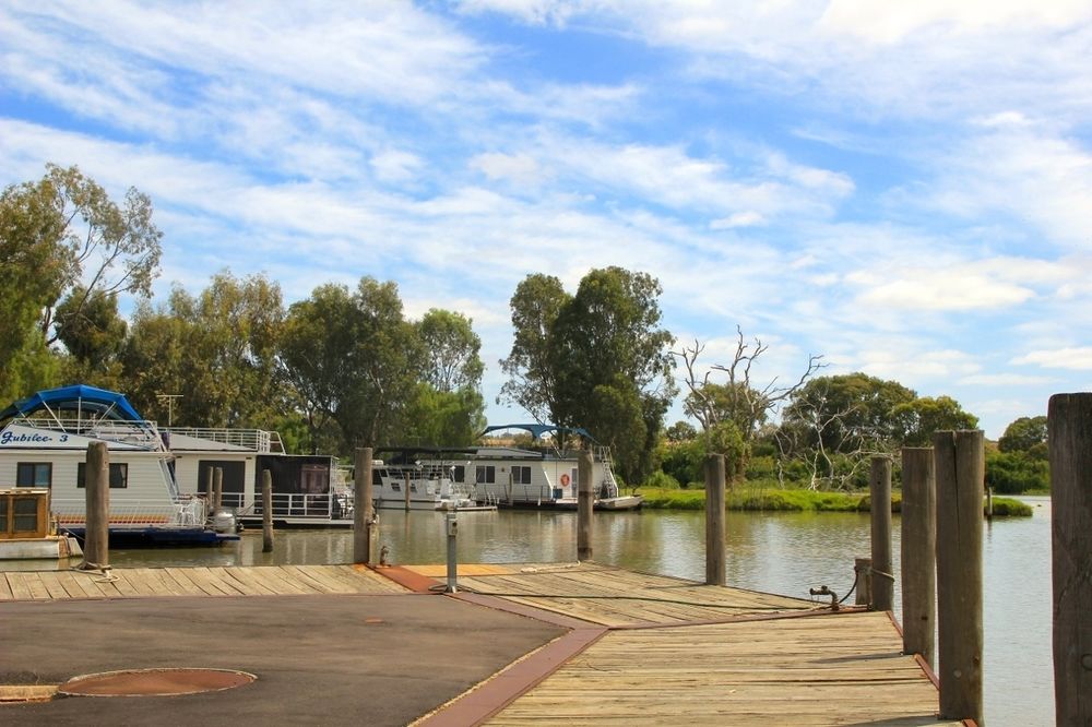 Murray Bridge Marina Camping and Caravan Park