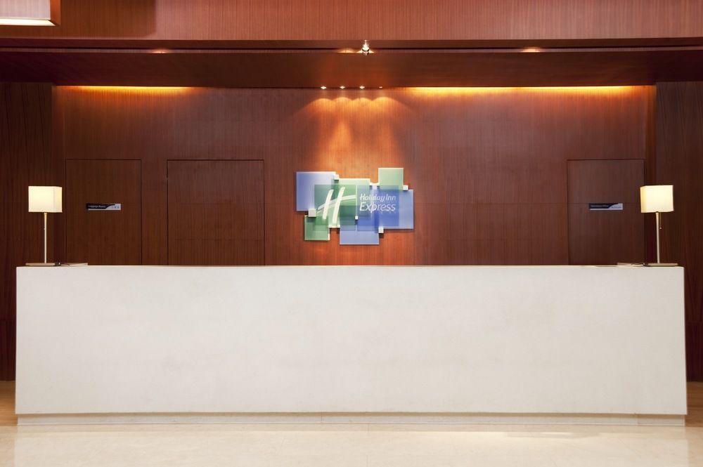 Holiday Inn Express Shenzhen Luohu