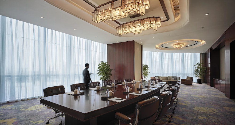 Shangri-La Hotel, Yiwu