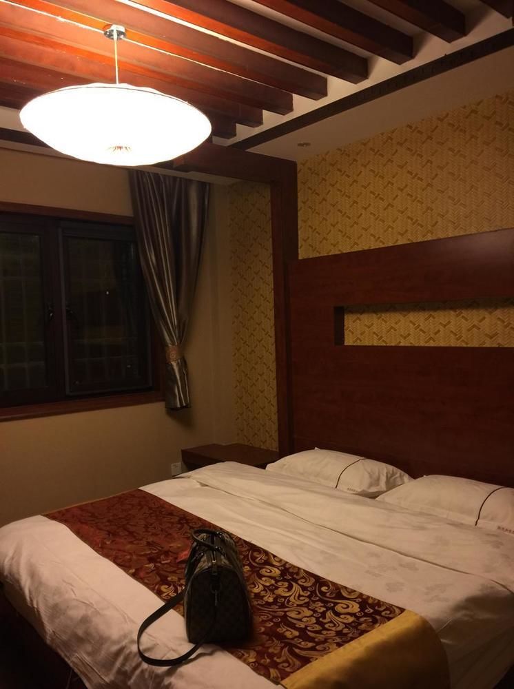Kaifeng Sunshine Holiday Inn