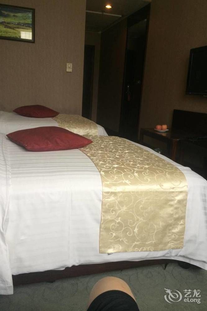 Guilin Golden Dragonball Hotel