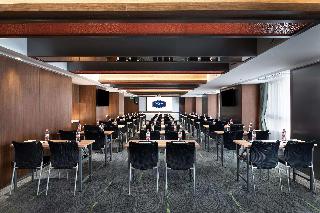 Hampton by Hilton Zhumadian Sports Center photo 3