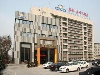 Days Hotel Hongyuan