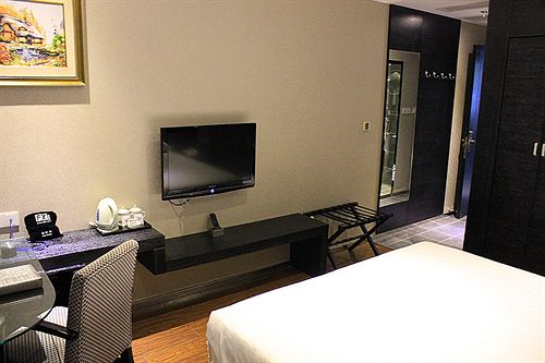 FX Hotel Chongqing at Technology and Business University