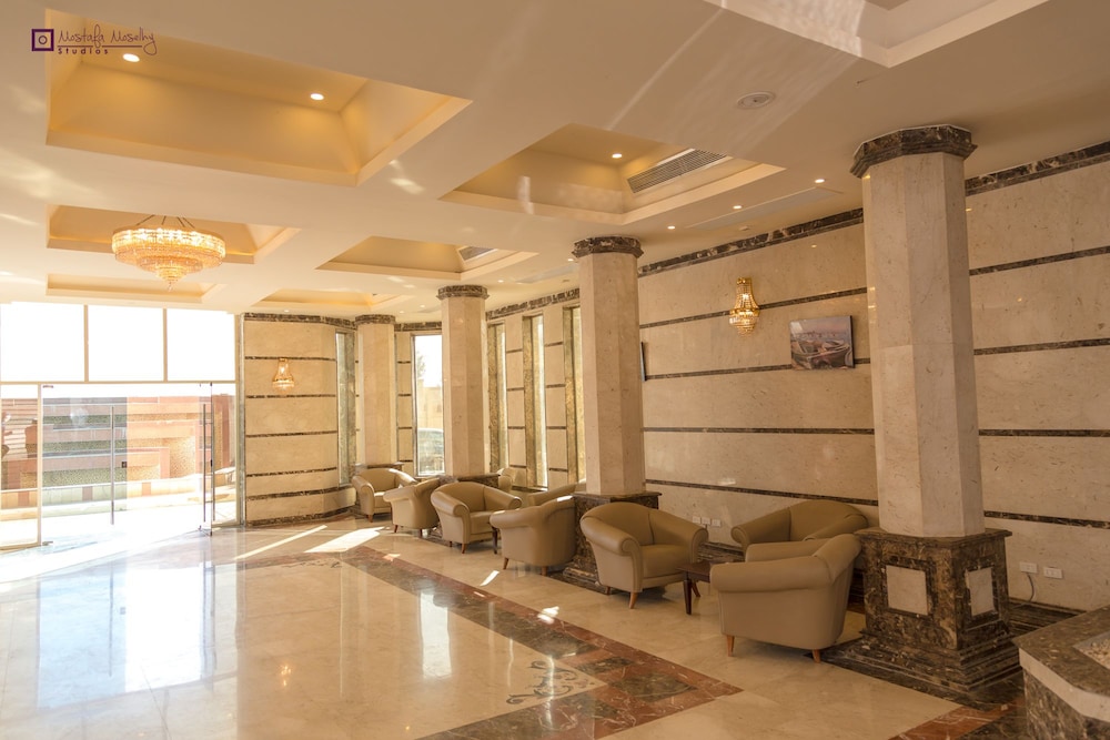 Ultra Loaloa Nile Maadi Hotel