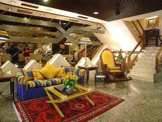 Foxa 25 Suites Hotel