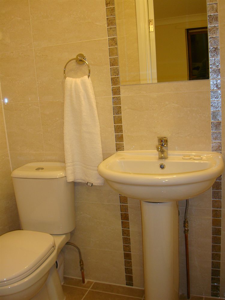 Pearl Hotel London