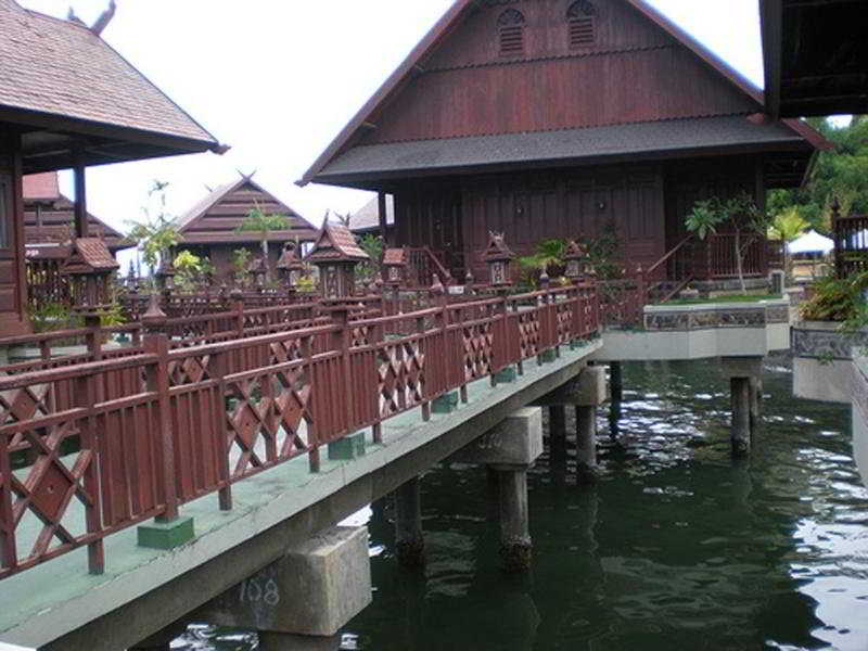 Pantai Gapura Hotel