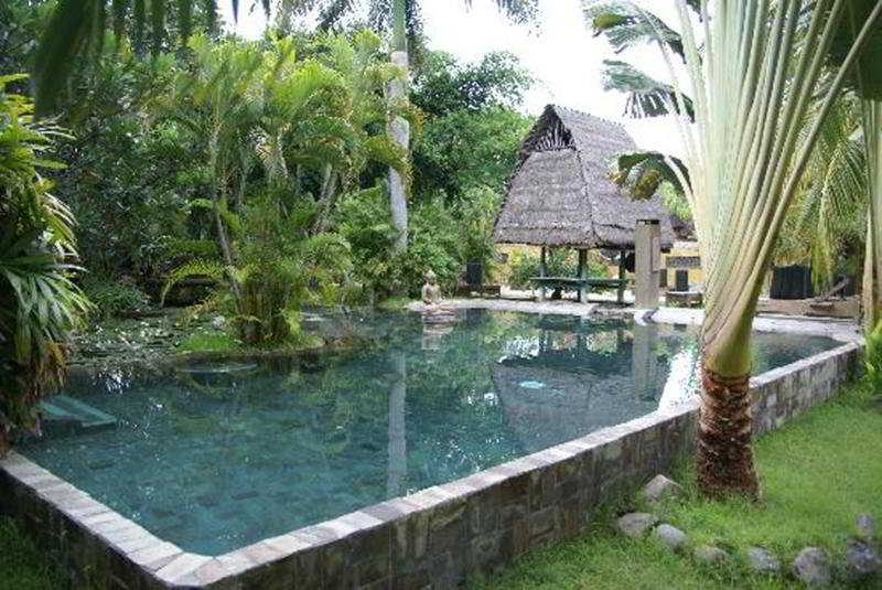 Hotel Pondok Sari Beach Bungalow