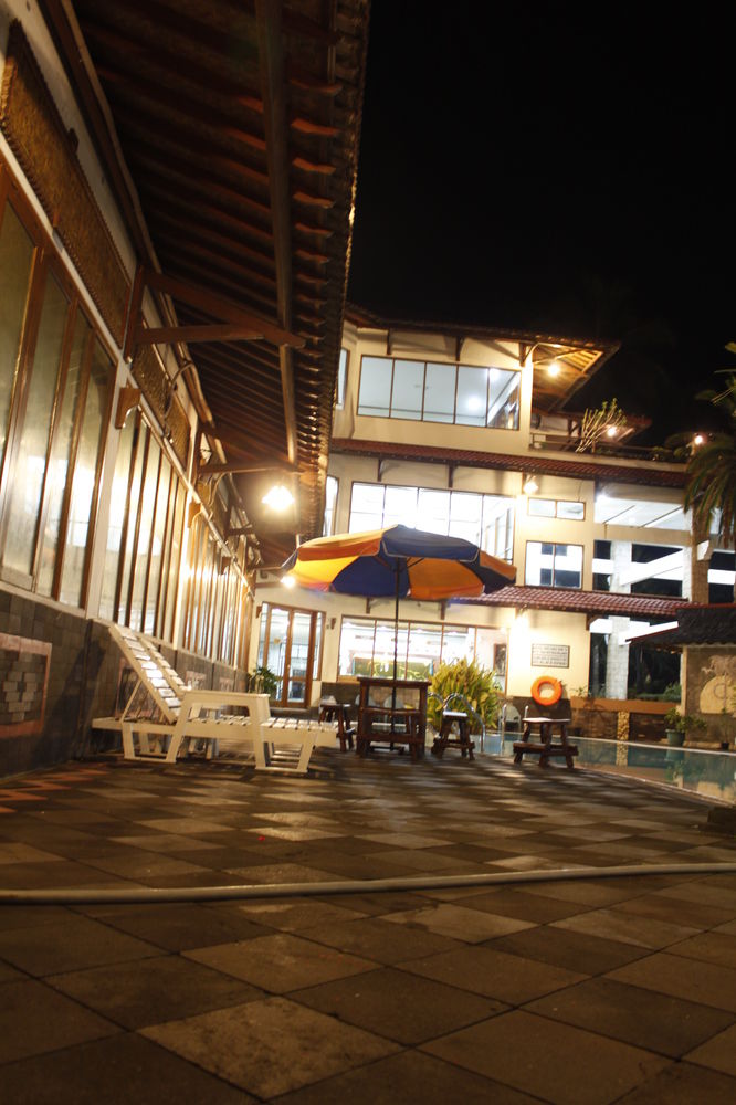 Hotel Surya Pesona Beach