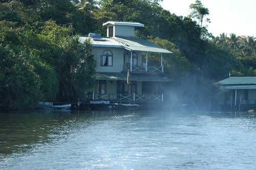 Maduganga Villa Amazing Island Resort