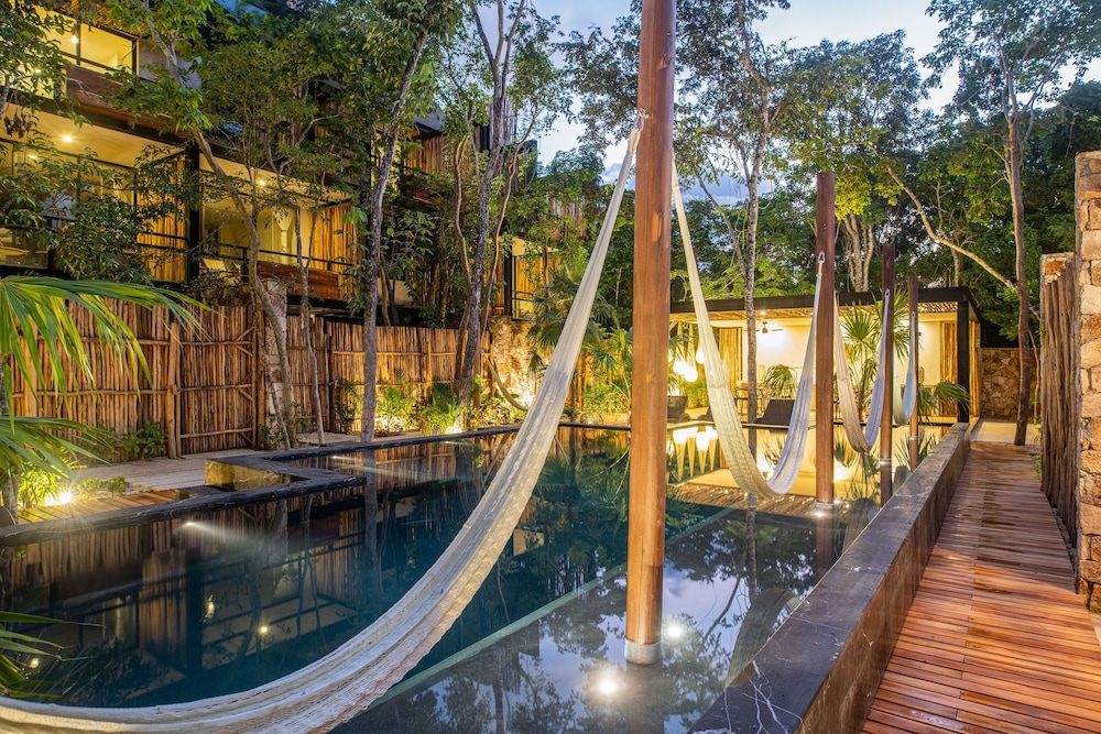 Amaka Calma Tulum (Tulum, Quintana Roo, Mexico)