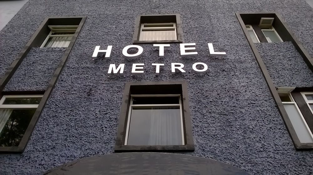 HOTEL METROPOLITAN