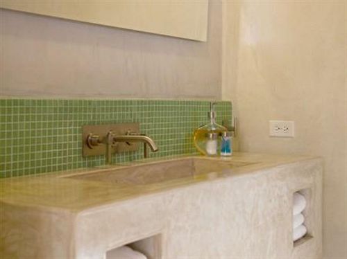 Hotel Casa Tota (Todos Santos, Baja California Sur, Mexico)