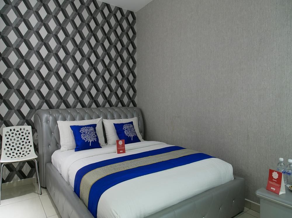 OYO Rooms Fahrenheit Mall