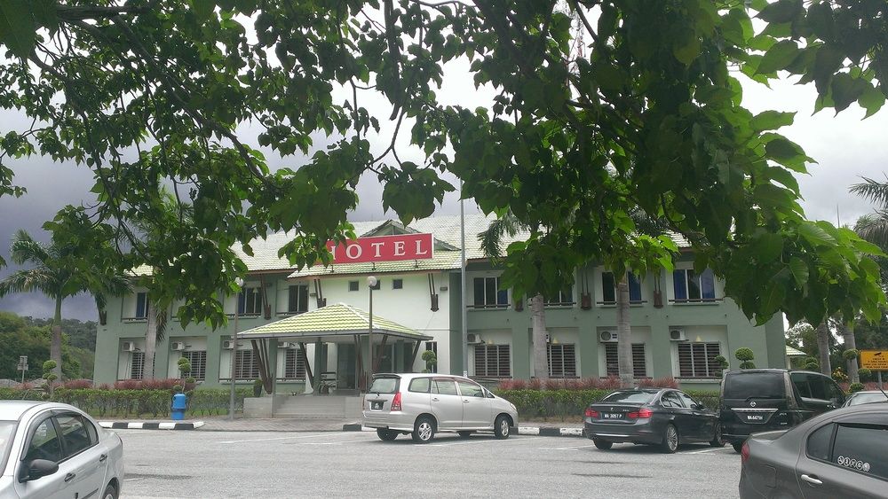 Highway Hotels - Bukit Merah