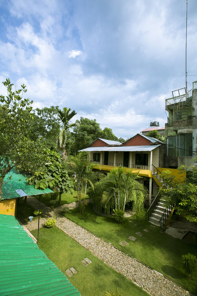 Sauraha Nana Hotel