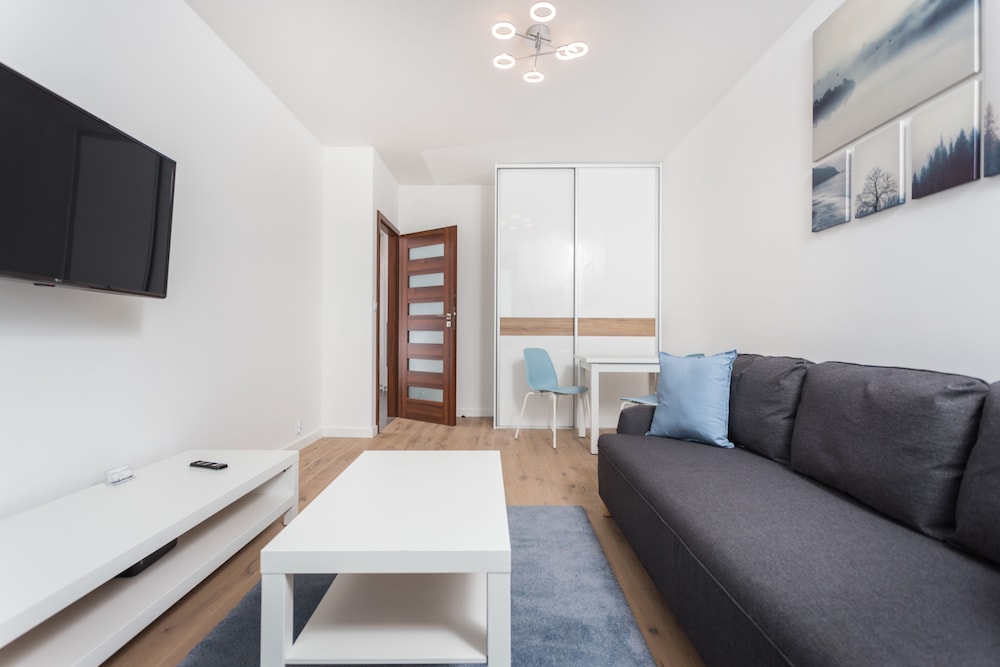 Mogilska Tower Apartment near Tauron Arena Krakow by InPoint