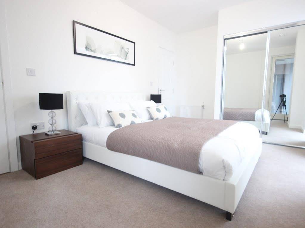 O2 Waterfront Apartments