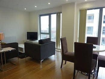 MAX Serviced Apartments Aldgate, Wilson Tower