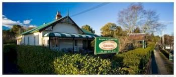 Glenella Blue Mountains Guesthouse