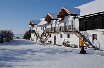 Geinberg Suites,Therme Geinberg