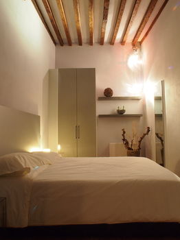 Hotel Parizzi Suites and Studio