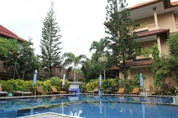 Lusa Hotel