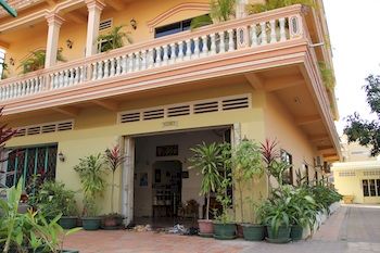 Relax & Resort Angkor Guesthouse