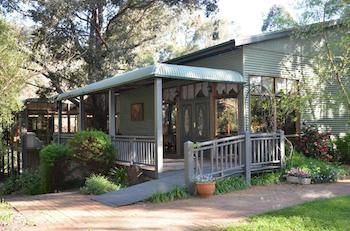 The Homestead Function Centre and Cabins