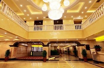 Dalian Tongbao Hotel