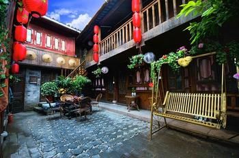 Sing inn Lijiang Flowers Butterflies